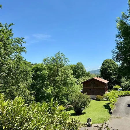 Le Cocon De La Bastide-de-Sérou